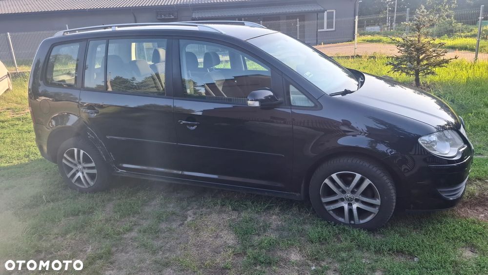 Volkswagen Touran 1.9 TDI Highline - 4