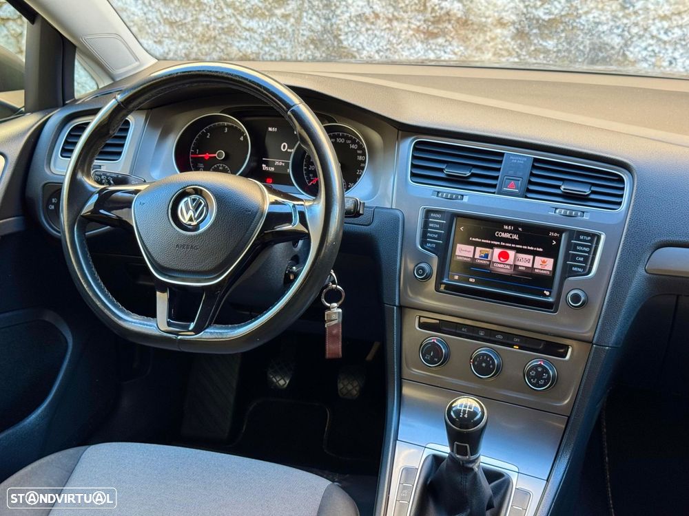 VW Golf 1.6 TDi Trendline - 10