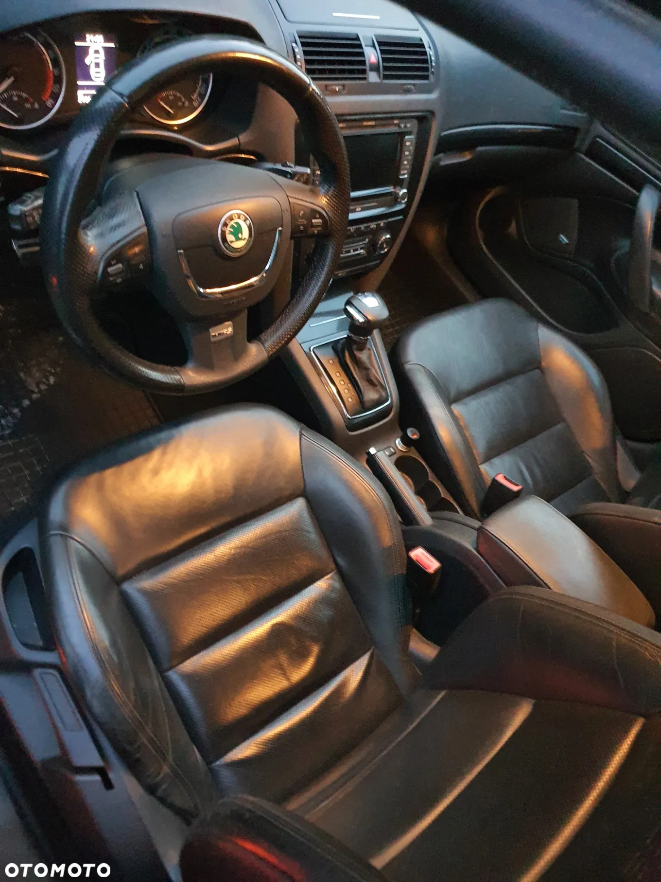 Skoda Octavia 2.0 TDI CR DPF DSG RS - 7