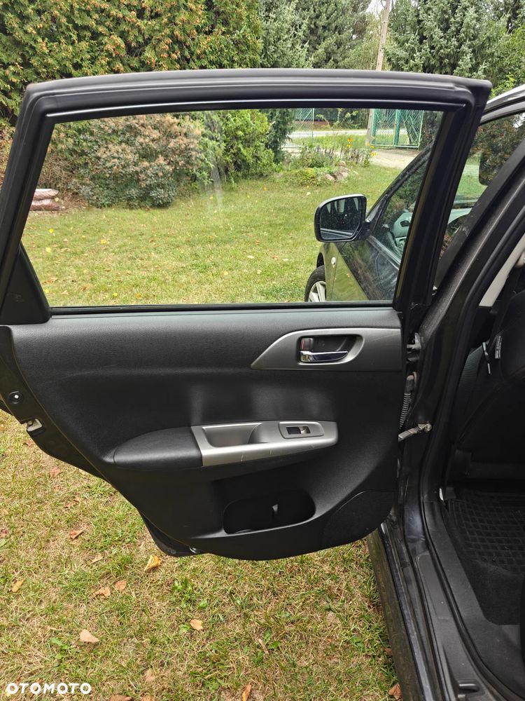 Subaru Impreza 2.0D RA - 13