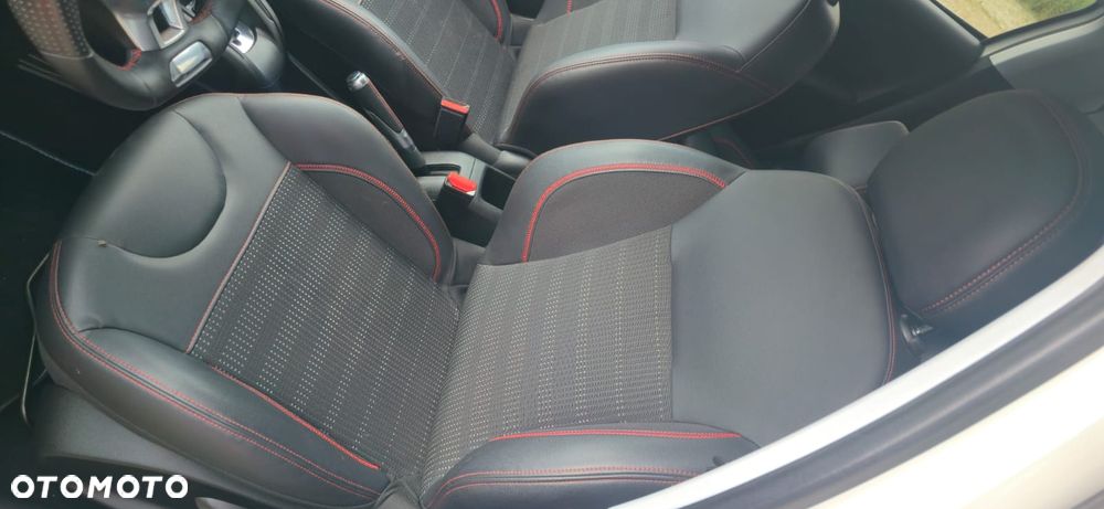 Peugeot 208 PureTech 110 Stop & Start EAT6 Tech Edition - 11