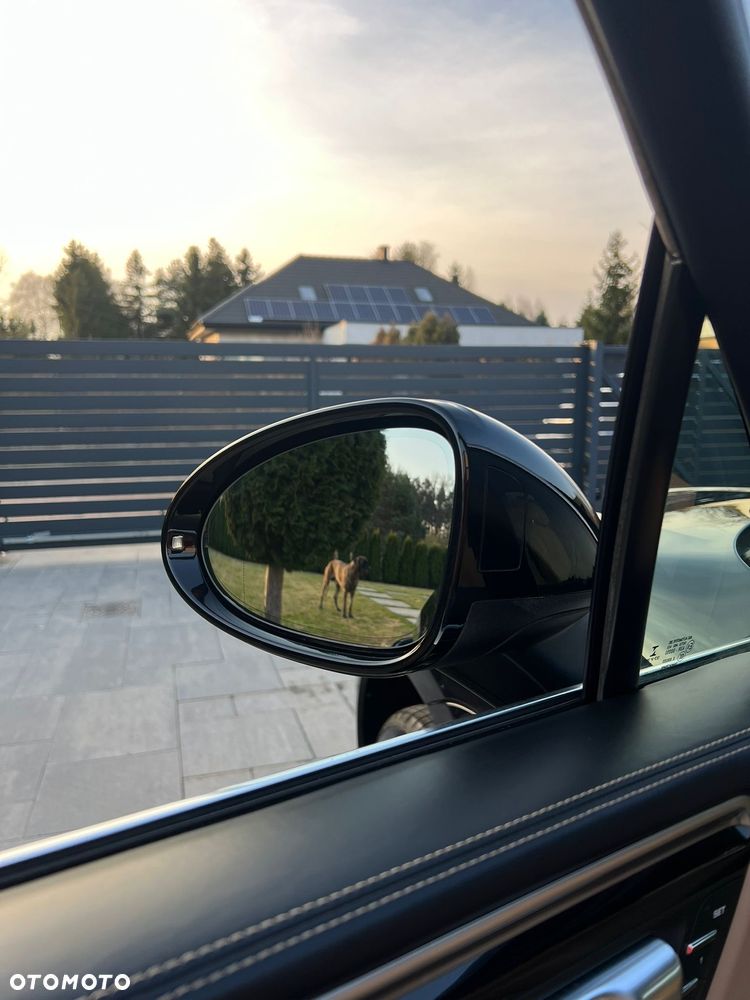 Porsche Macan - 25