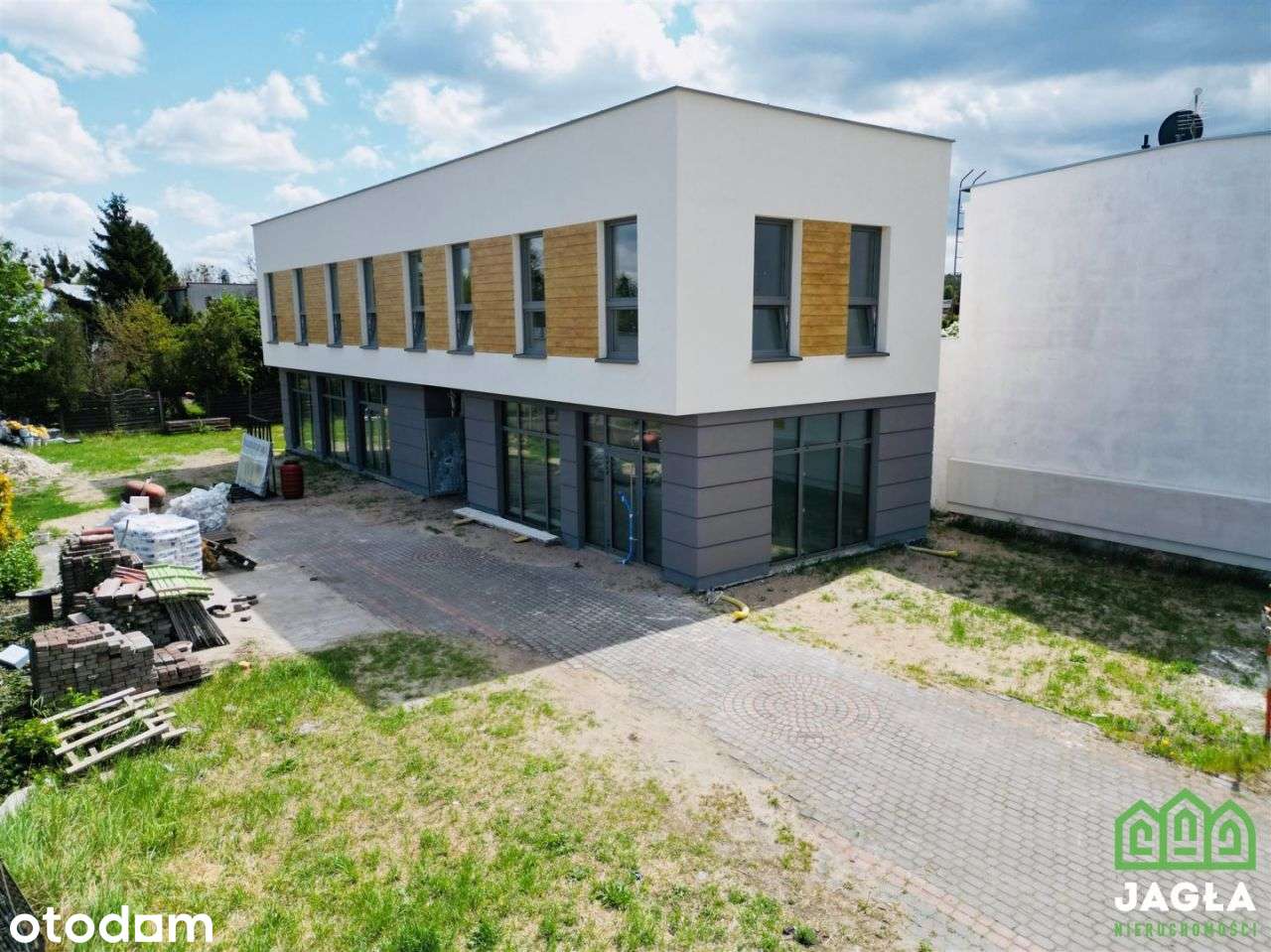 Park handlowy Solec Kujawski nowe lokale |parking - Pełny obrazek: 3/7