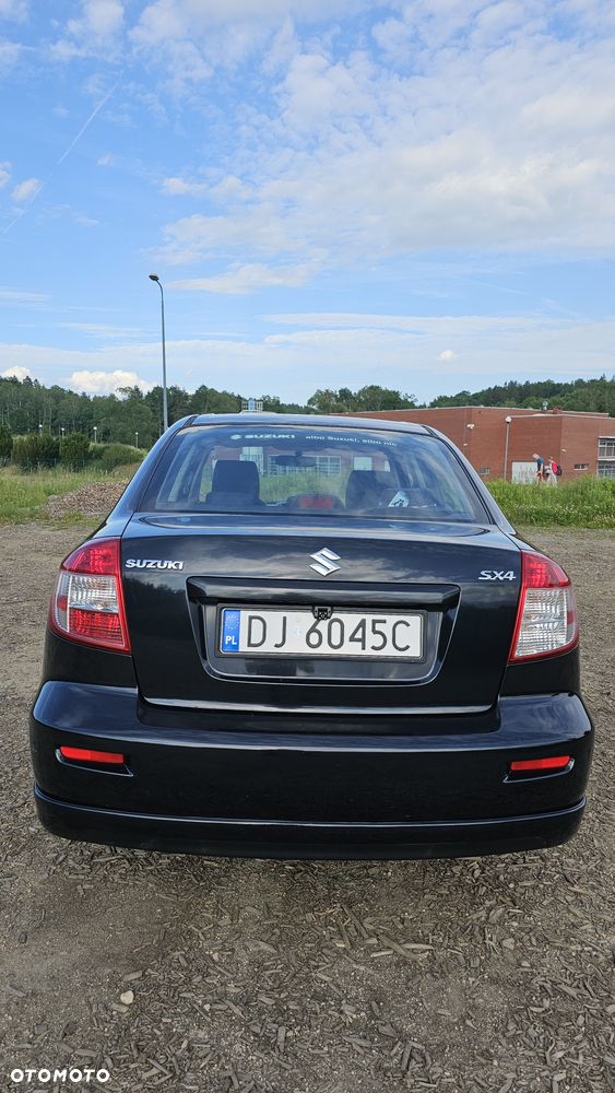 Suzuki SX4 - 5