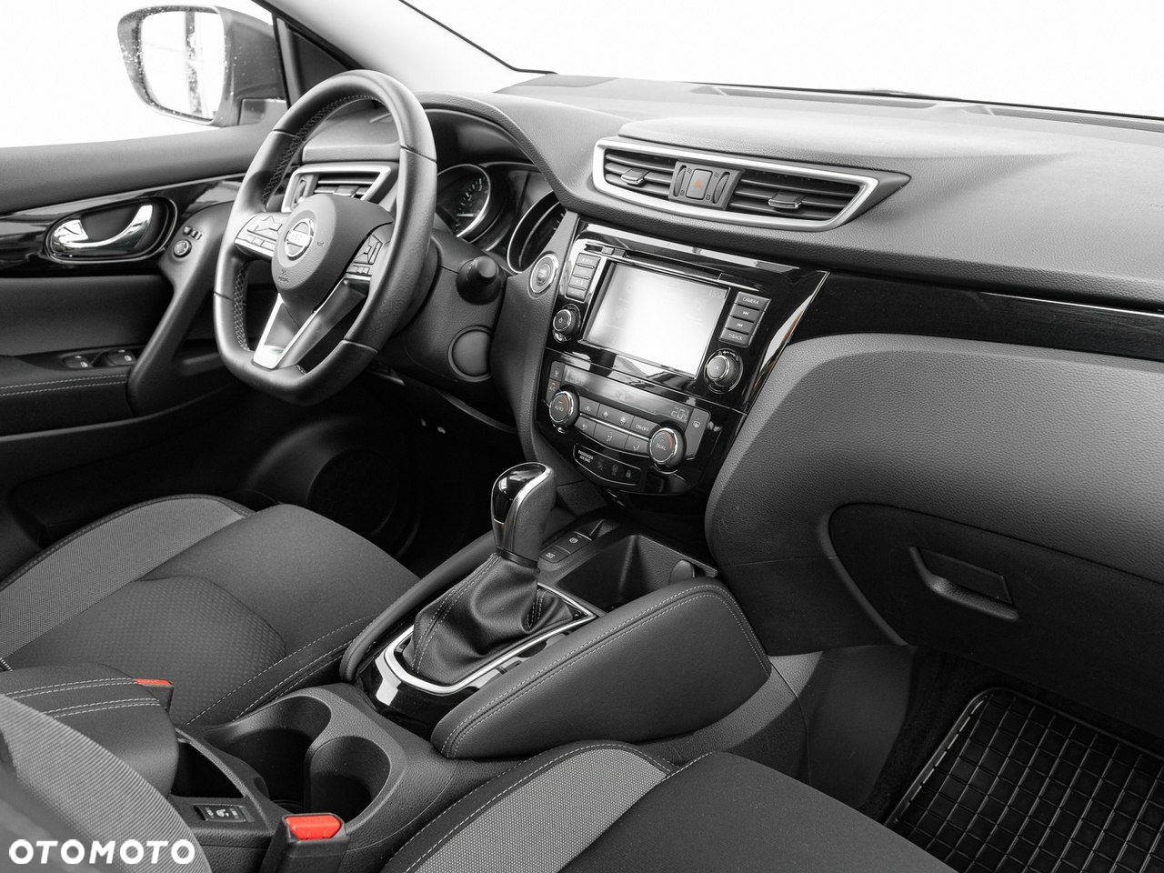 Nissan Qashqai - 35