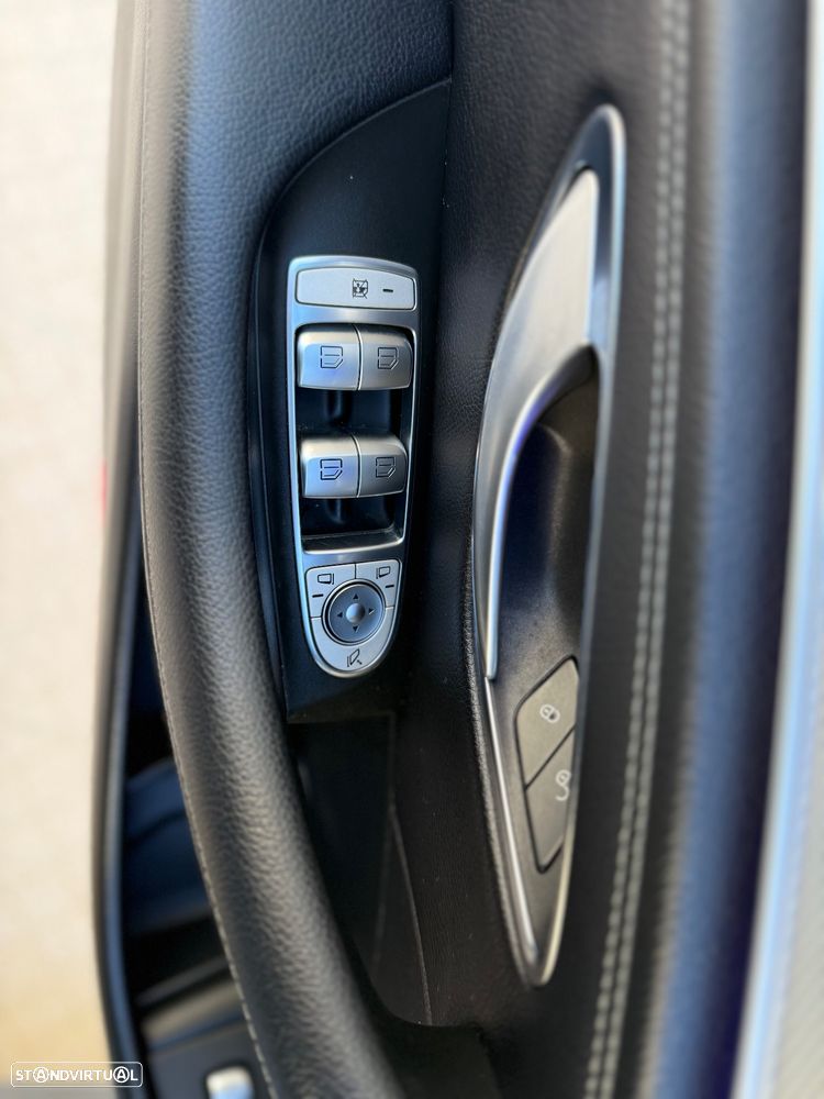 Mercedes-Benz E 220 d AMG Line - 14