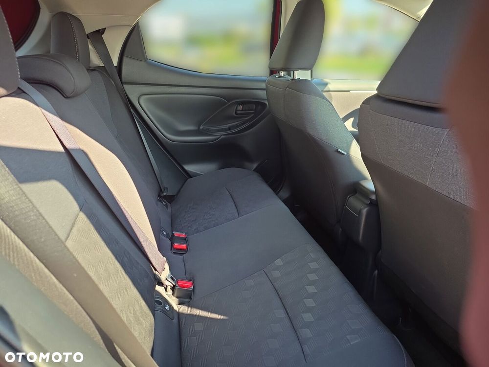 Toyota Yaris Hybrid 1.5 Style - 10
