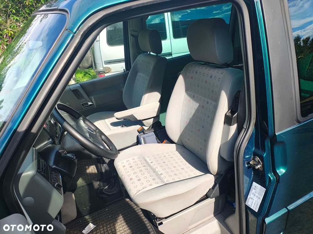 Volkswagen Multivan - 6