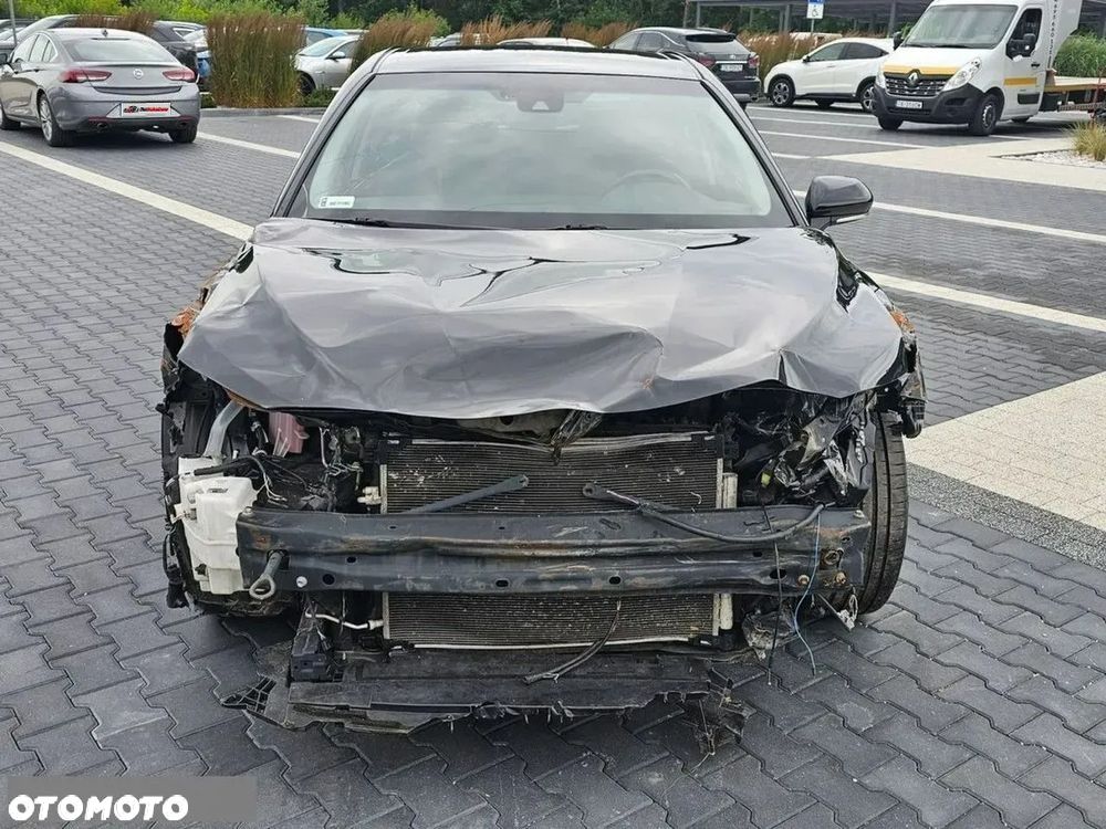 Toyota Camry 2.5 Hybrid Prestige CVT - 6