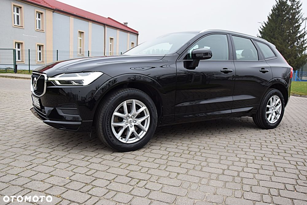 Volvo XC 60 B4 D AWD Geartronic Momentum - 8