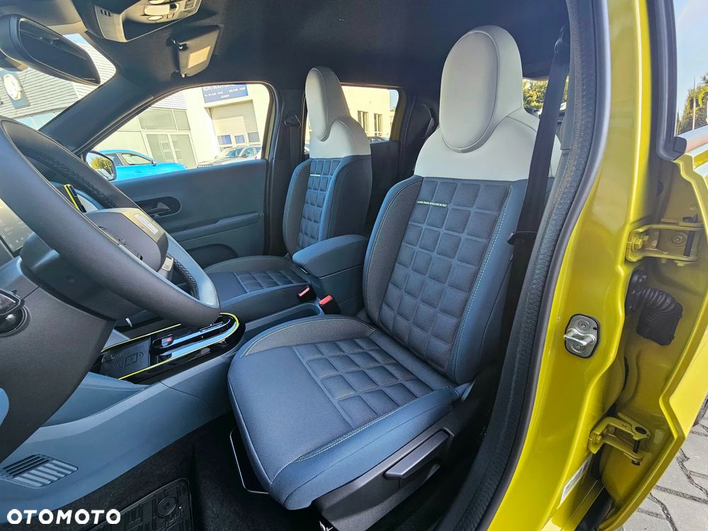 Fiat Grande Panda 1.2 mHEV La Prima eDCT - 10