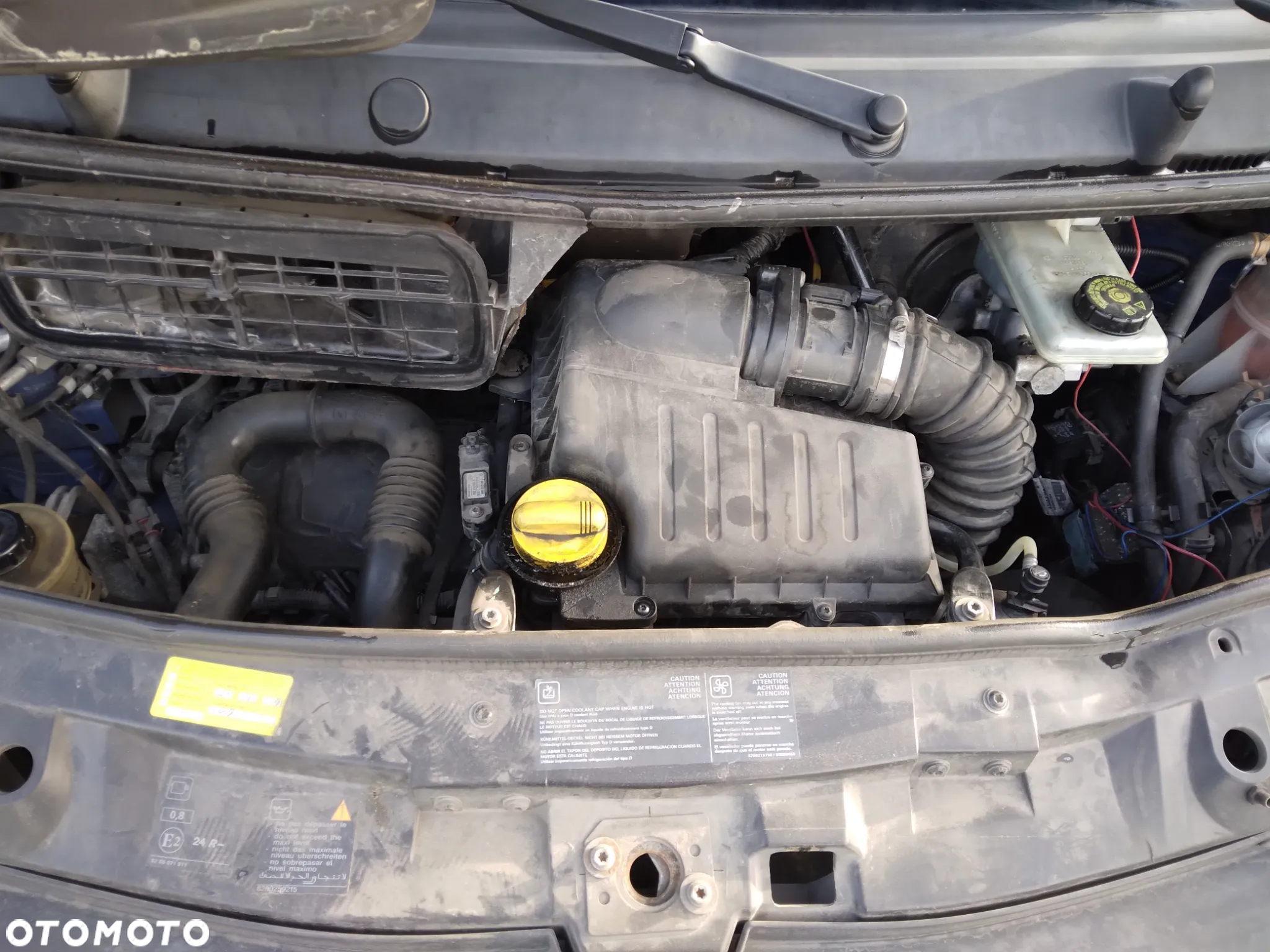 Renault Trafic - 16