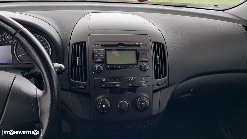 Hyundai i30 1.6 CRDI Blue Classic - 5