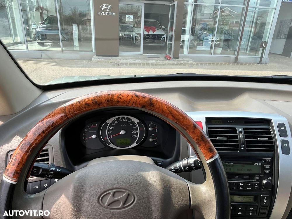 Hyundai Tucson 2.0 CRDI VGT 4WD - 8