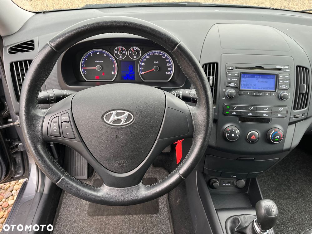 Hyundai i30 1.4 FIFA WM Edition - 12