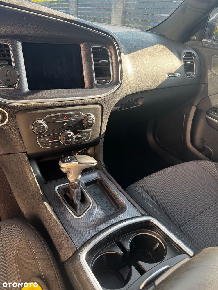 Dodge Charger - 9