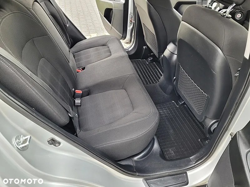 Kia Sportage 1.6 GDI L 2WD - 31