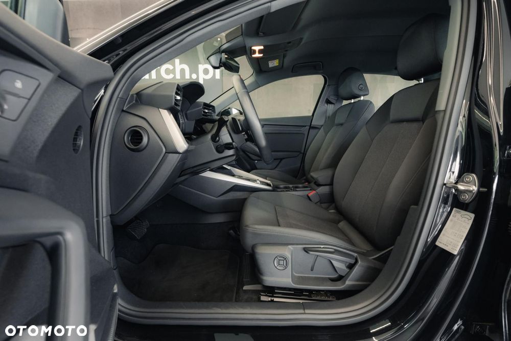 Audi A3 Limousine 35 TFSI S tronic - 14