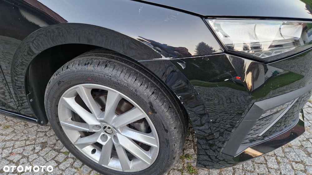 Skoda Scala 1.5 TSI Selection DSG - 25