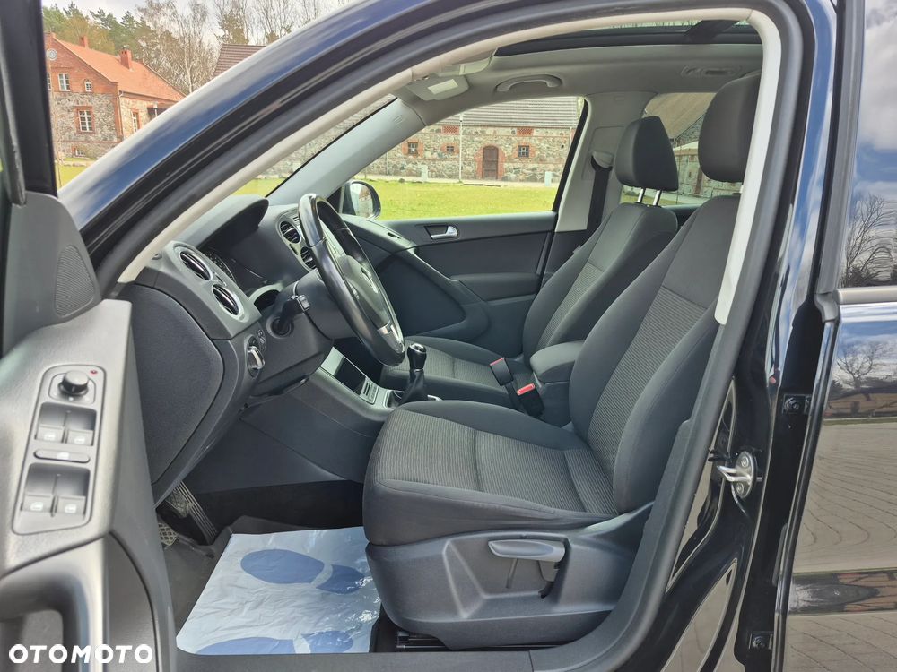 Volkswagen Tiguan 2.0 TDI Perfectline - 22