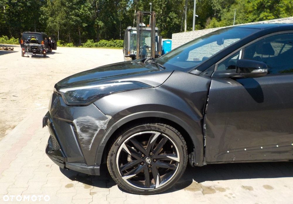 Toyota C-HR - 5