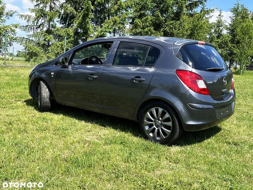 Opel Corsa - 2
