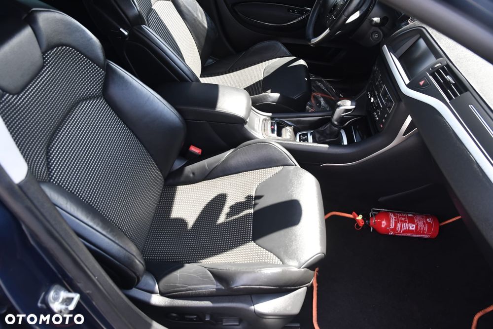 Citroën C5 Tourer HDi 135 FAP Exclusive - 17