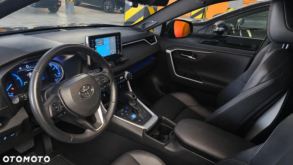 Toyota RAV4 2.5 Hybrid Black Edition by JBL 4x4 - 10