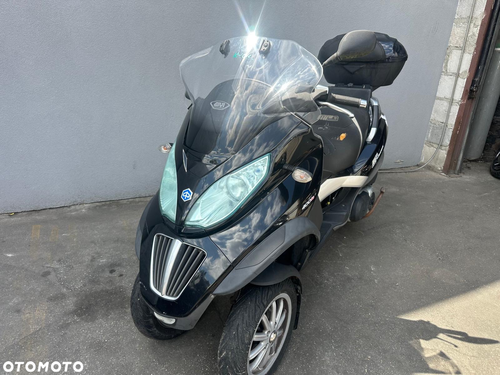 Piaggio MP-3 - 2