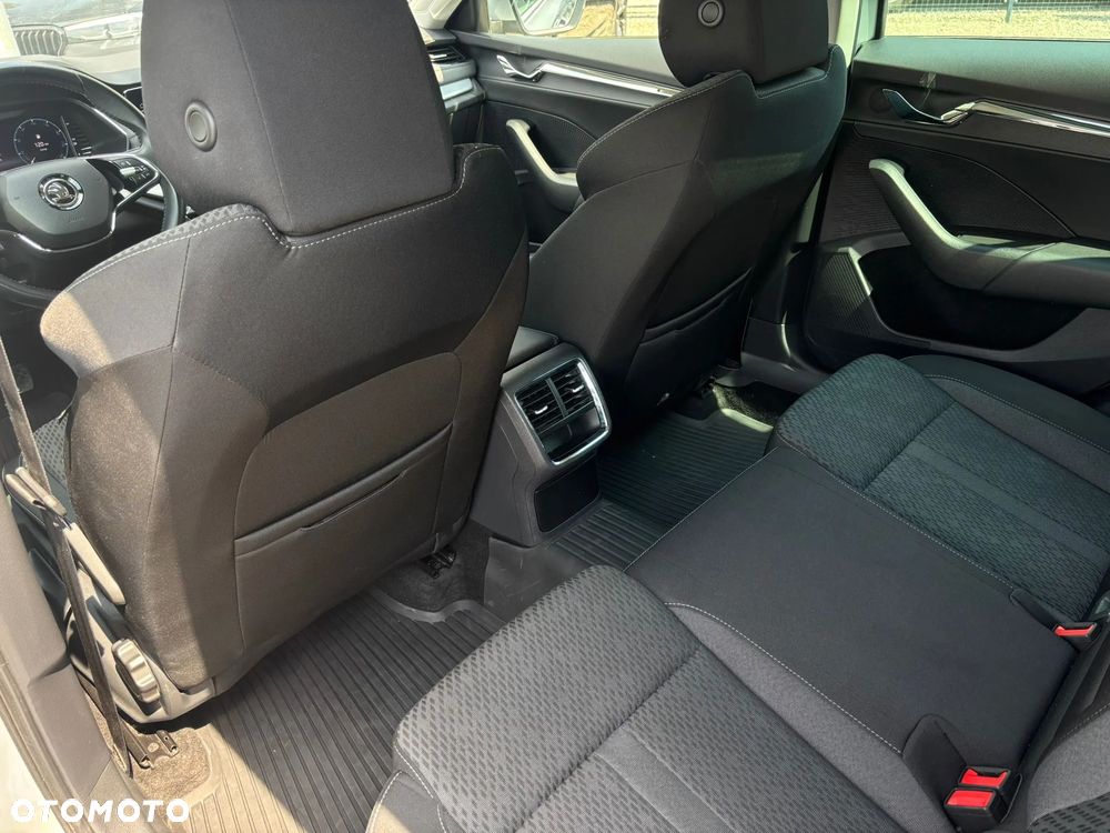 Skoda Octavia 2.0 TDI Style - 10