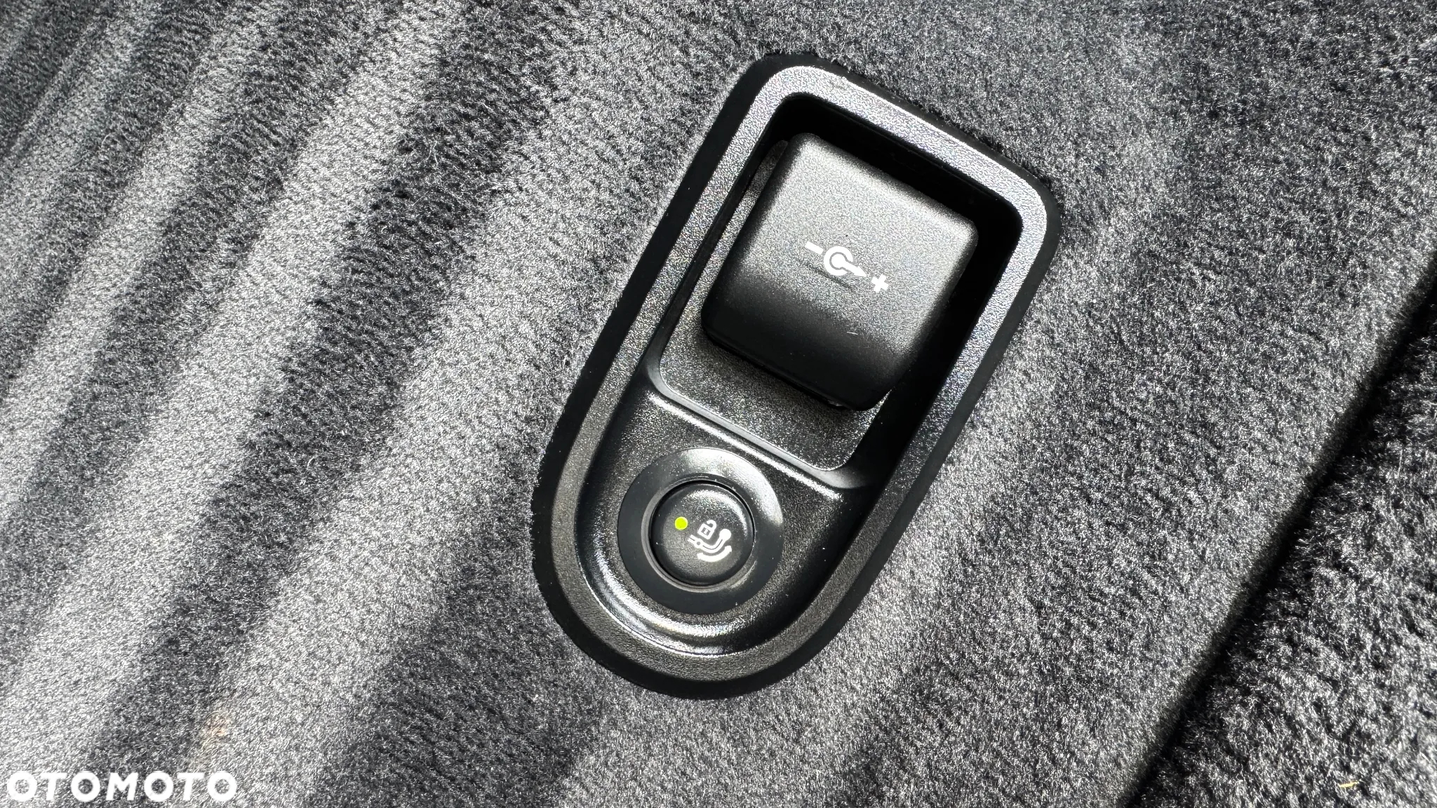 BMW Seria 5 520d Sport Line sport - 34