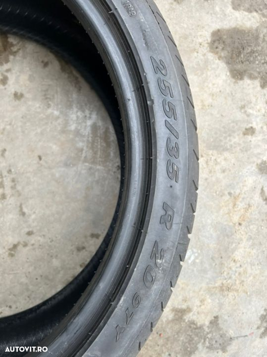 vând 2 anvelope 255/35/20 Pirelli de vară ca noi - 4
