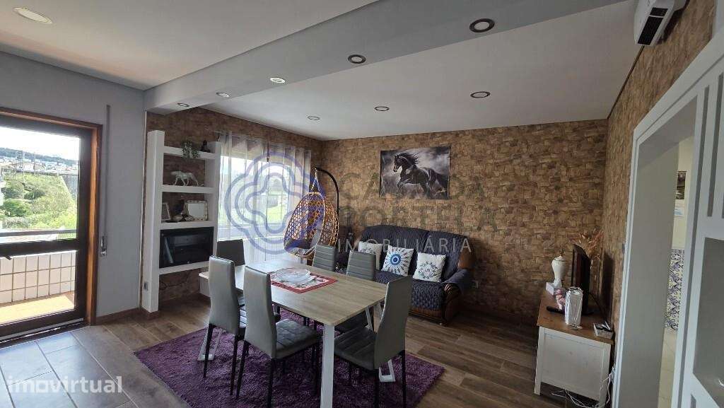 Apartamento T2 com garagem, jardim privativo e excelente localização - Grande imagem: 5/20