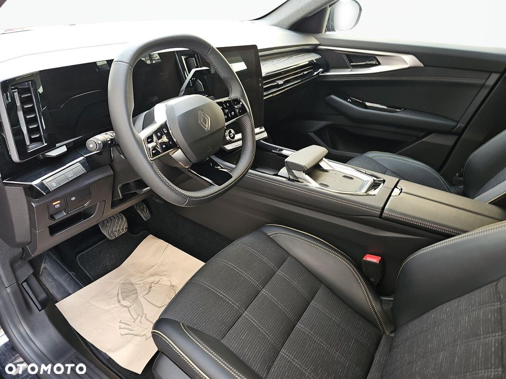 Renault Austral 1.3 TCe mHEV Iconic - 11