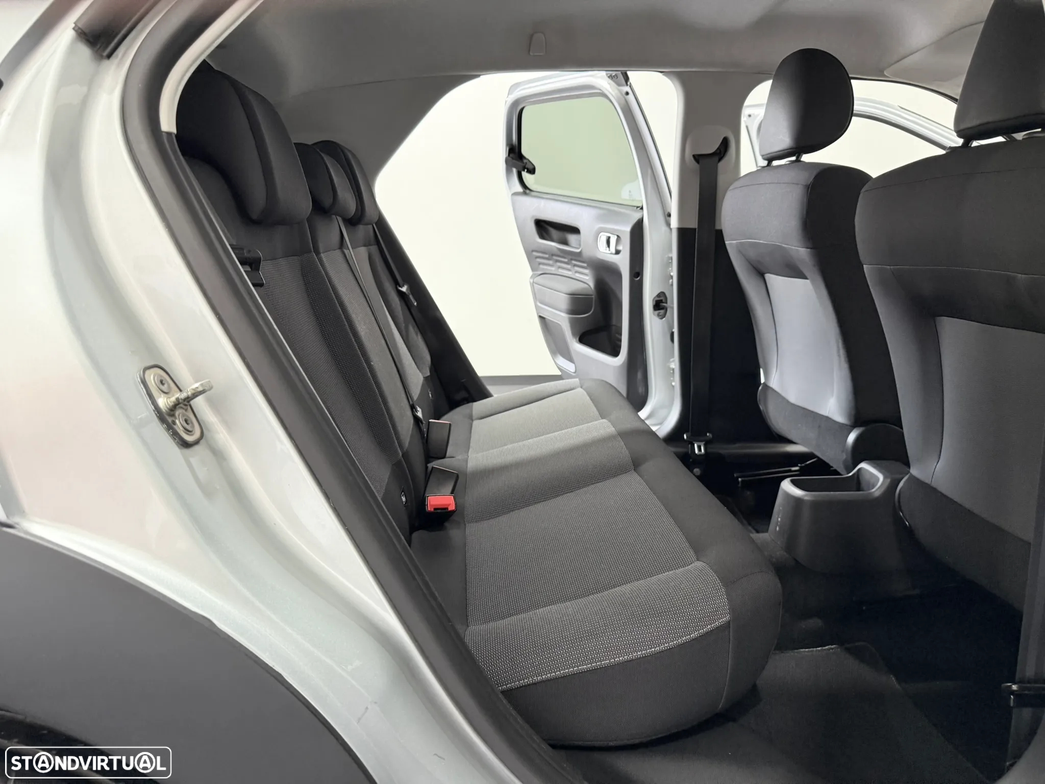 Citroën C4 Cactus 1.2 PureTech Shine - 37