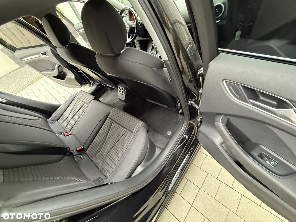 Audi A3 Sportback 2.0 TDI Sport S tronic - 17