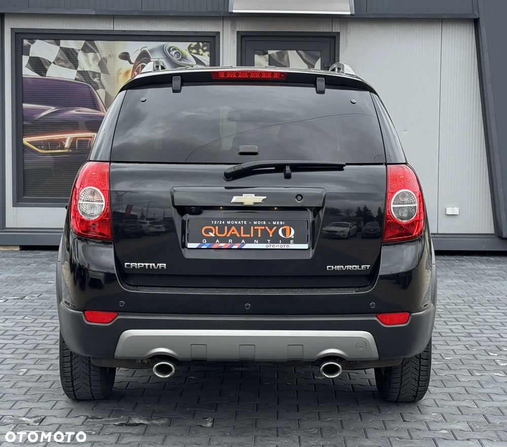 Chevrolet Captiva 2.4 LT+ - 12