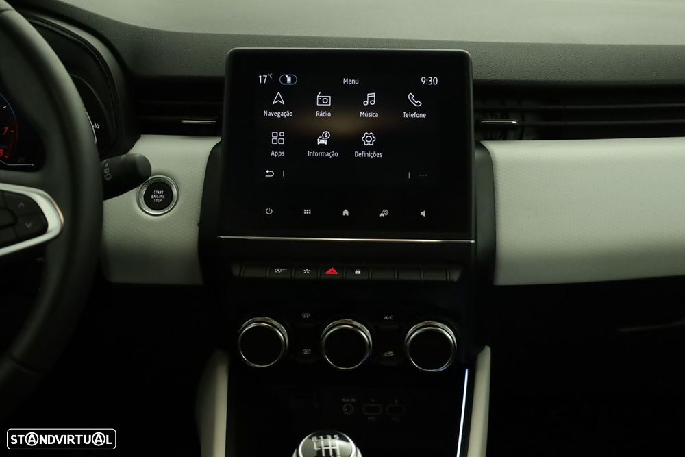 Renault Clio 1.0 TCe Techno Bi-Fuel - 8