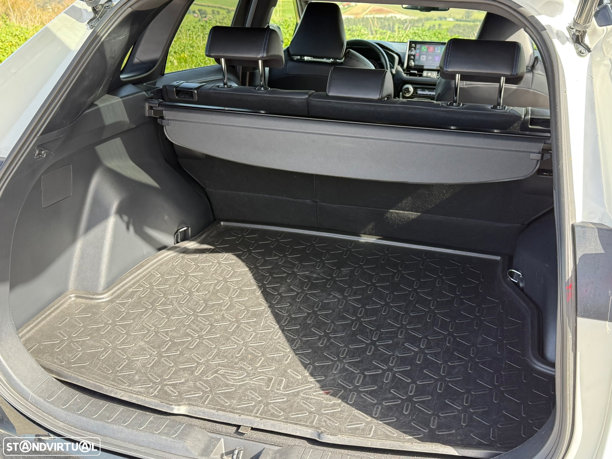 Toyota RAV4 2.5 HDF Square Collection - 26