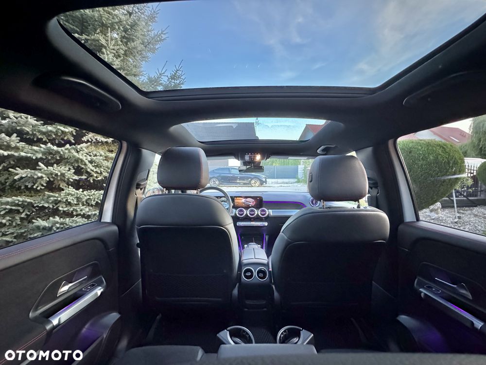 Mercedes-Benz GLB - 35