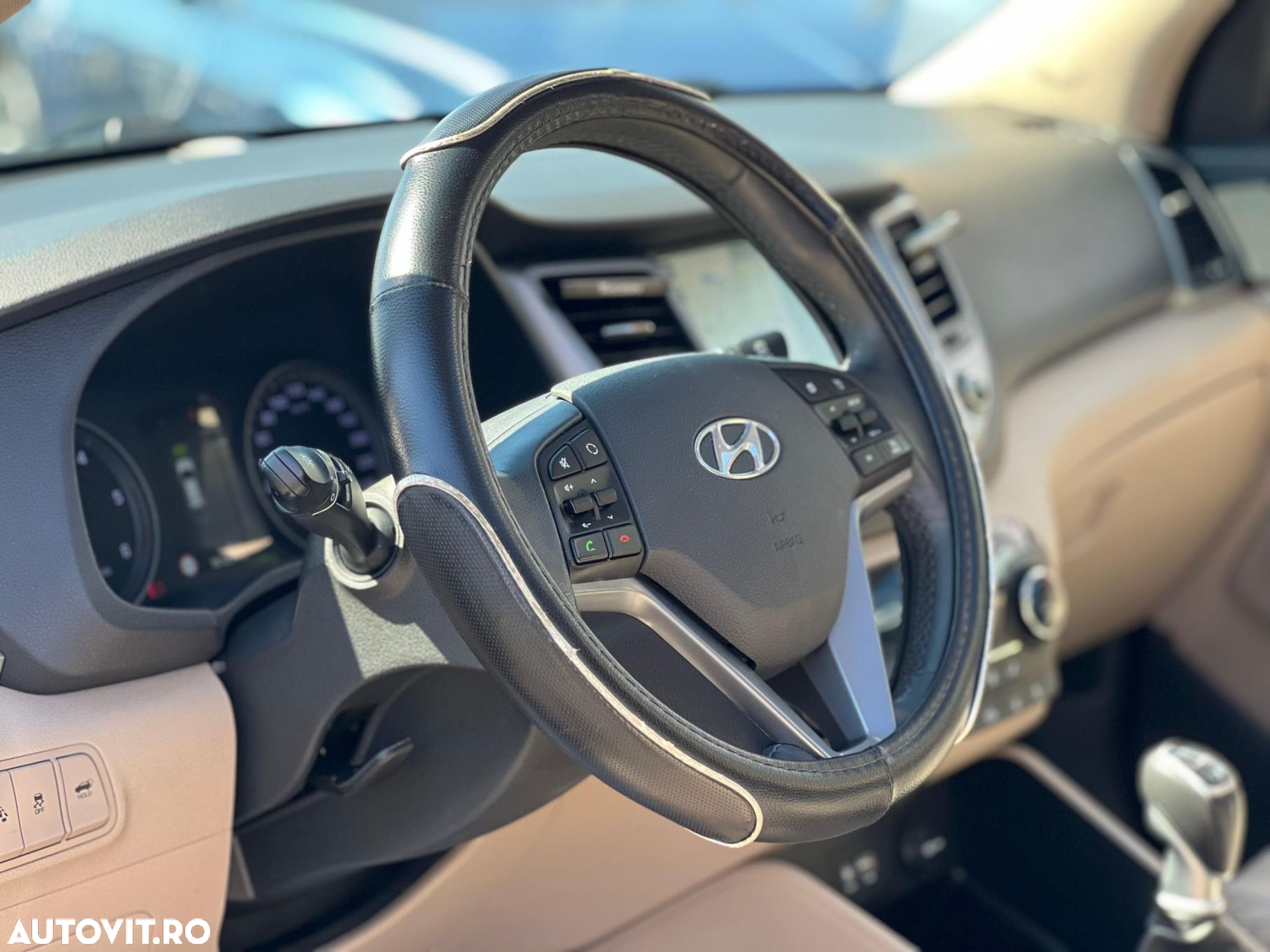 Hyundai Tucson 2.0 CRDI 4WD 6MT Style Design Pack - 12