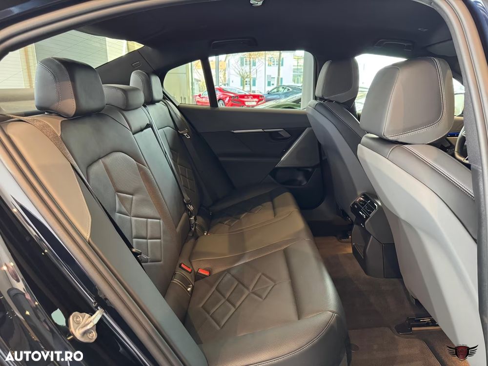 BMW Seria 5 540d xDrive Aut. - 14