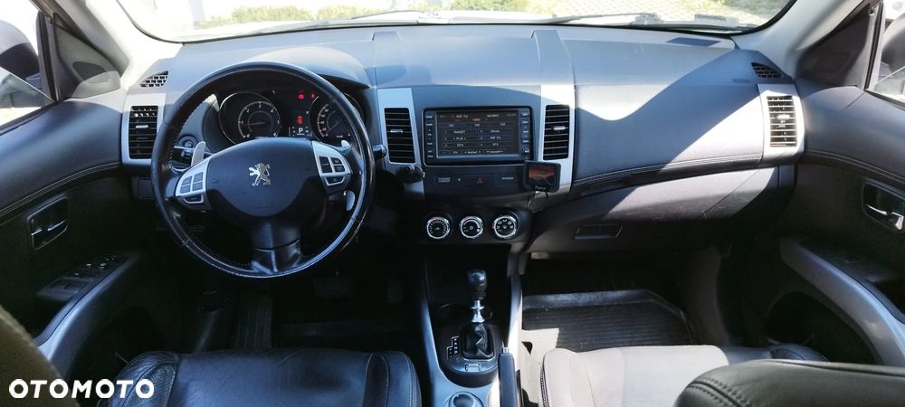 Peugeot 4007 2.2HDi Platinum - 13