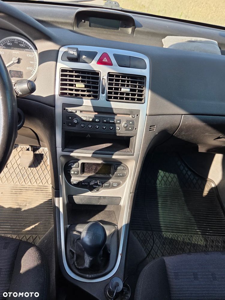 Peugeot 307 - 12