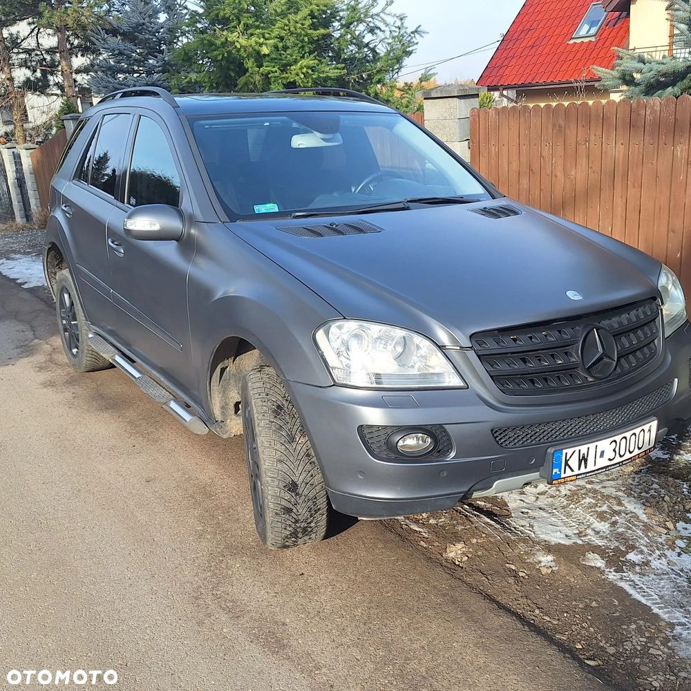 Mercedes-Benz ML 350 4-Matic - 9