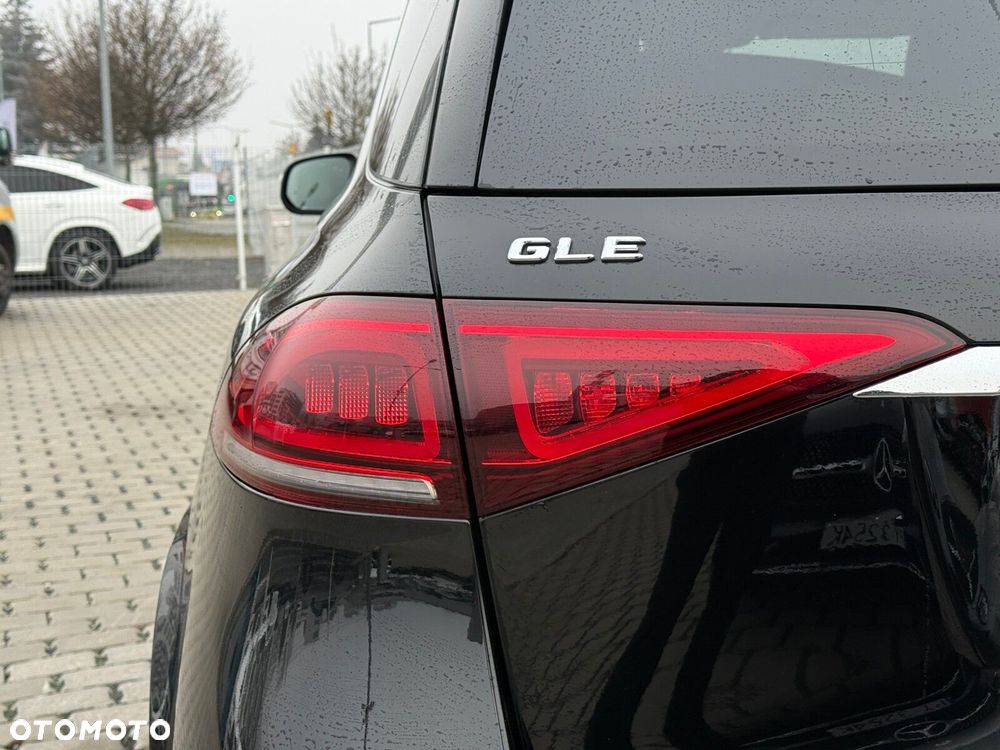 Mercedes-Benz GLE - 12