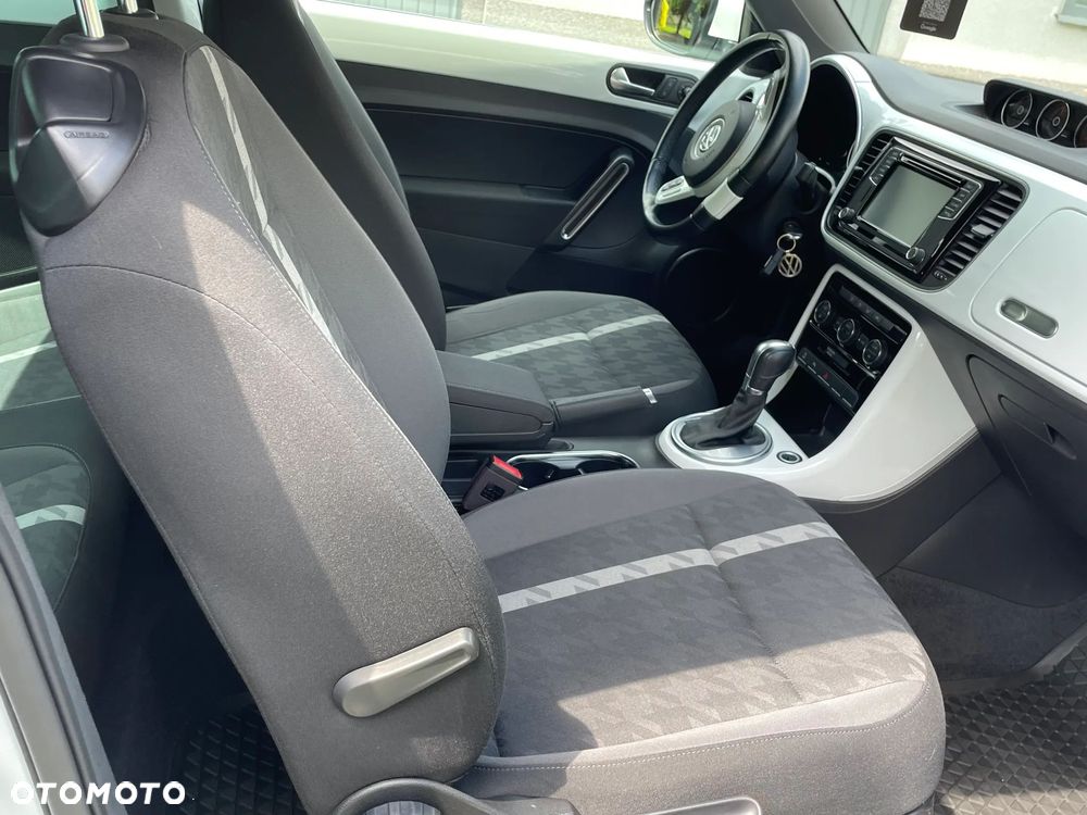 Volkswagen Beetle 1.4 TSI BMT Design DSG - 11