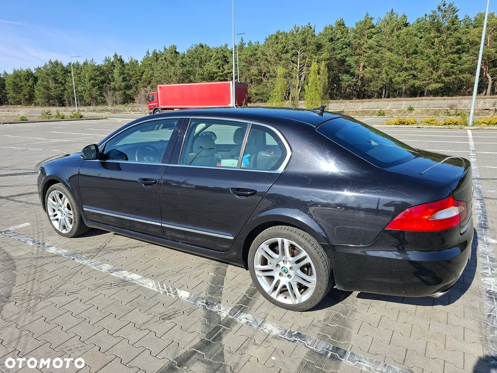 Skoda Superb 1.8 TSI DSG FAMILY - 2