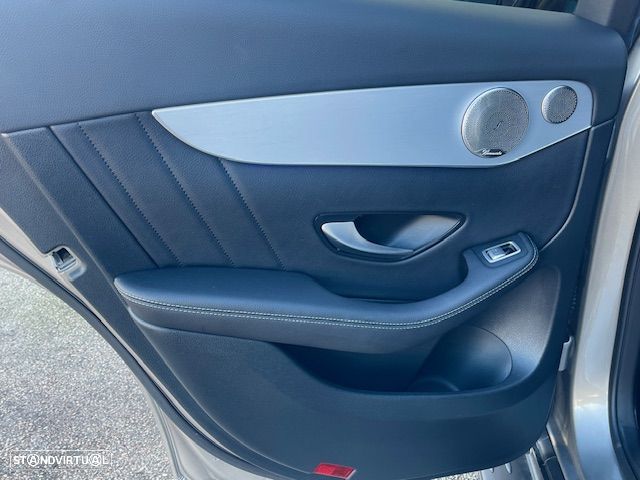 Mercedes-Benz GLC 300 de 4Matic 9G-TRONIC AMG Line - 37