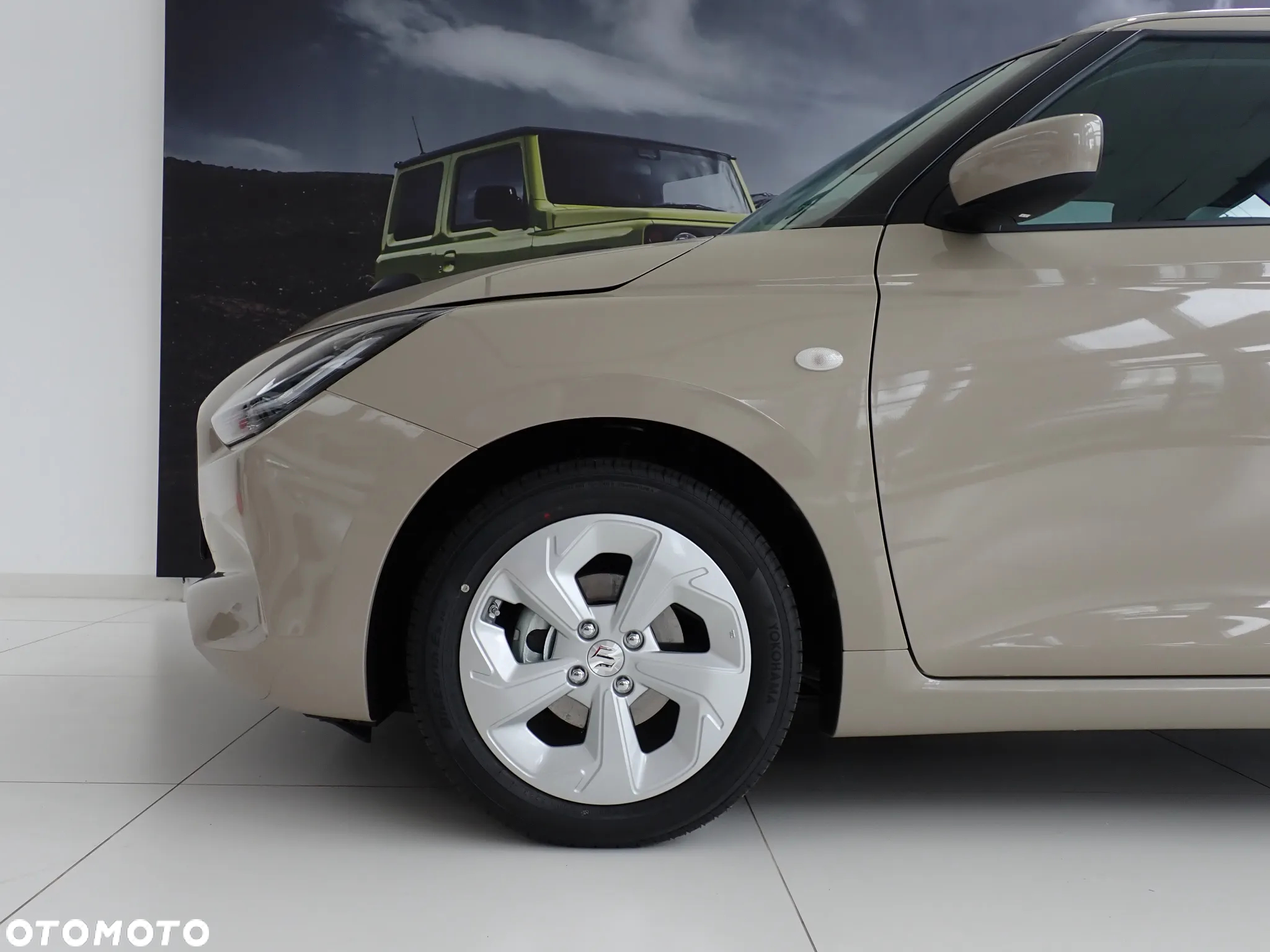 Suzuki Swift 1.2 Dualjet SHVS Premium Plus CVT - 8